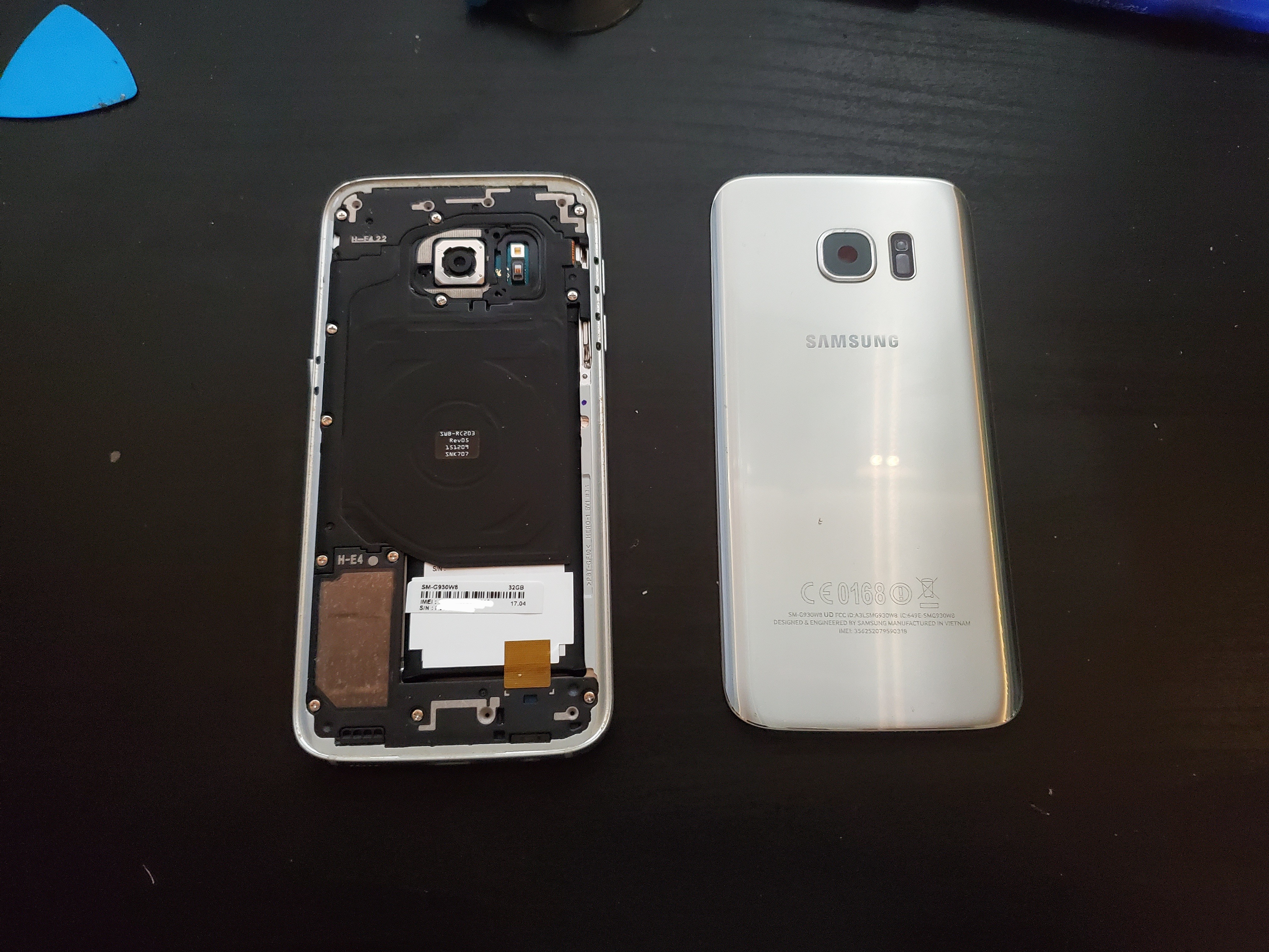 Picture of back glass removed